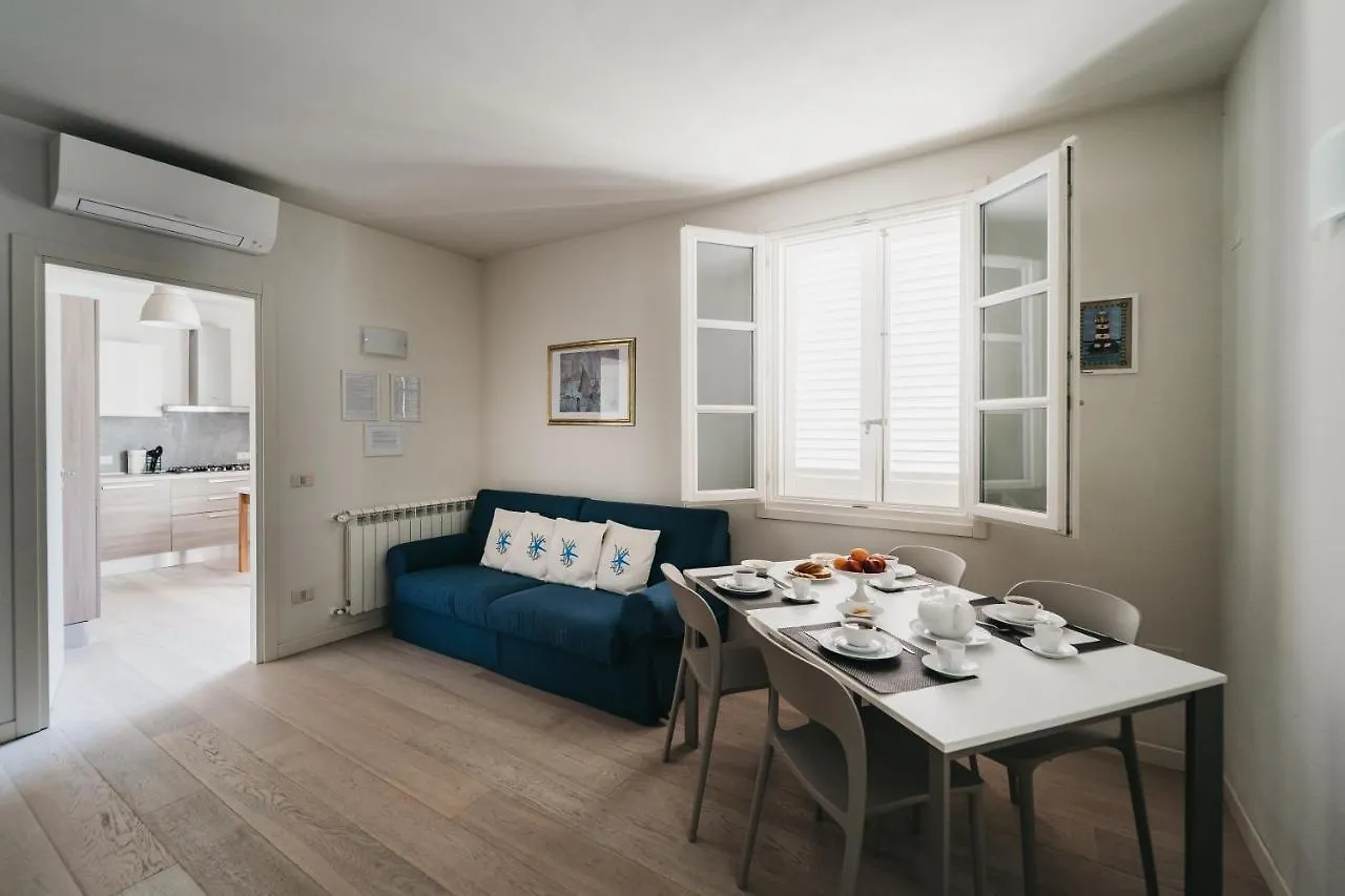 Lido Luxury Villas Lido di Camaiore 0*,