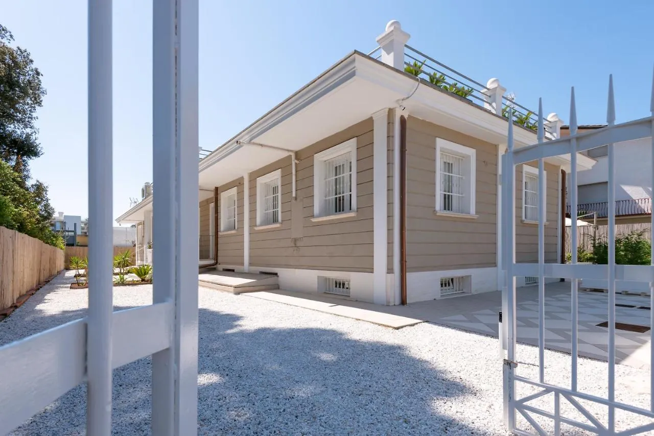 Lido Luxury Villas Lido di Camaiore İtalya