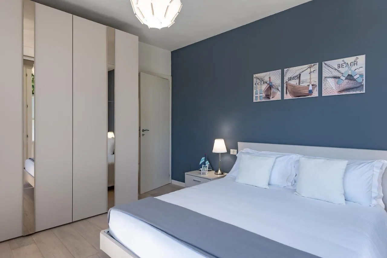 Lido Luxury Villas Lido di Camaiore 0*,  İtalya