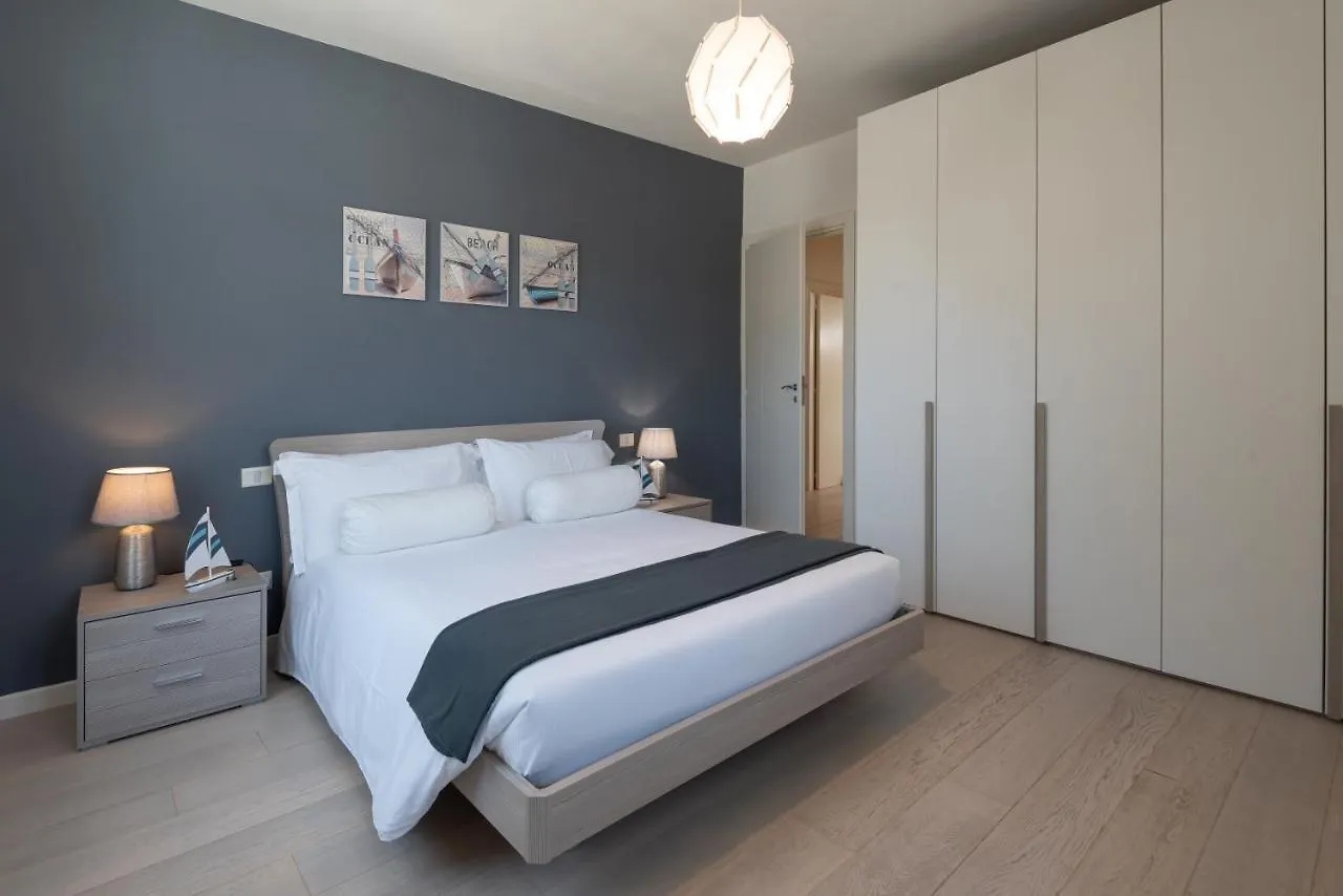 Lido Luxury Villas Lido di Camaiore 0*,